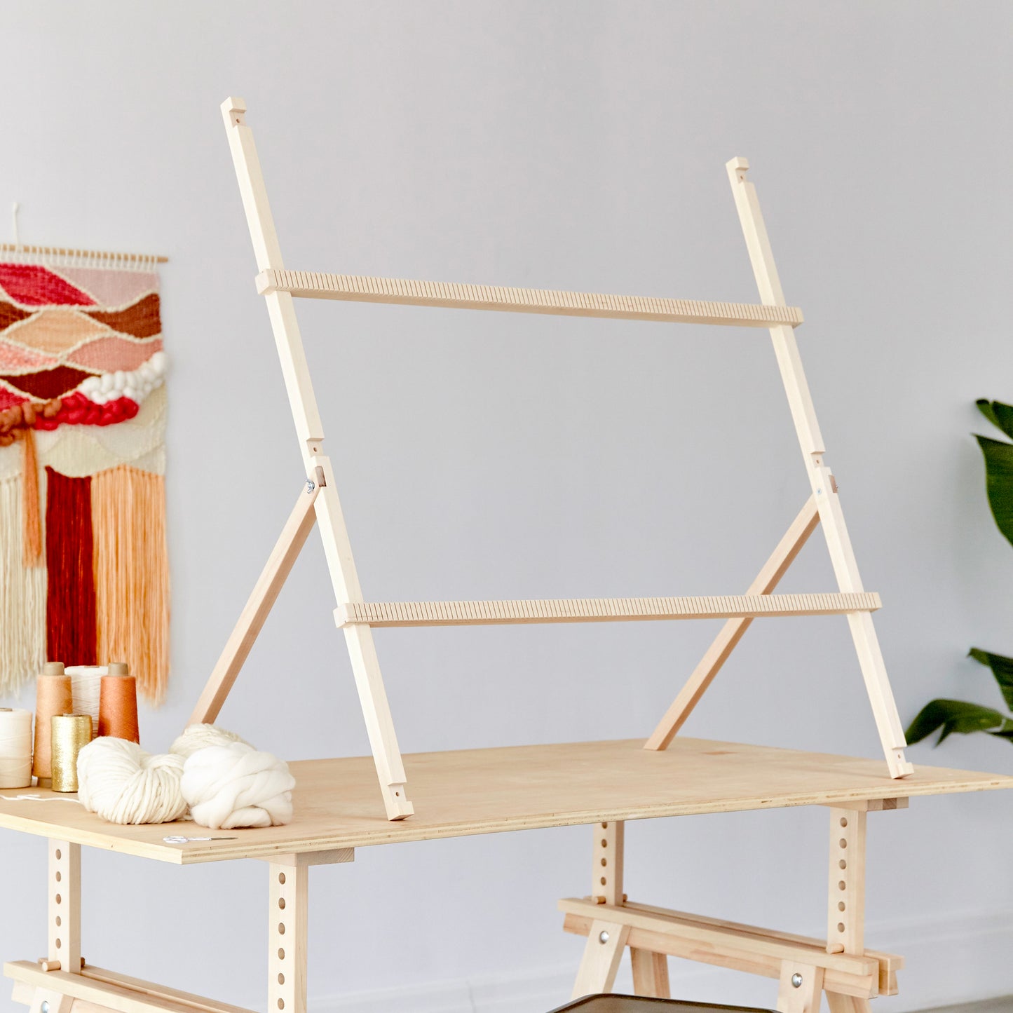 Byron: 40" Adjustable Weaving Loom