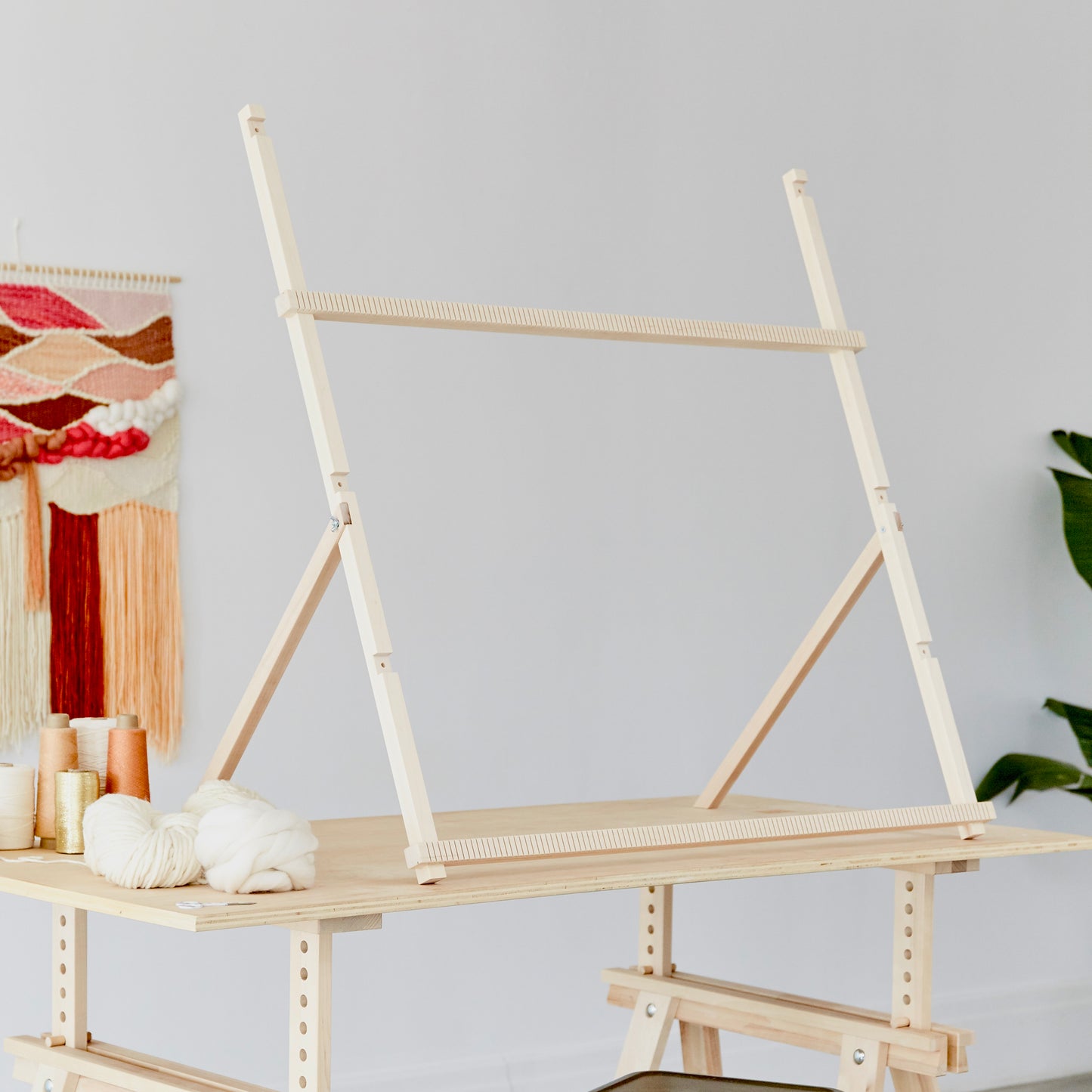 Byron: 40" Adjustable Weaving Loom