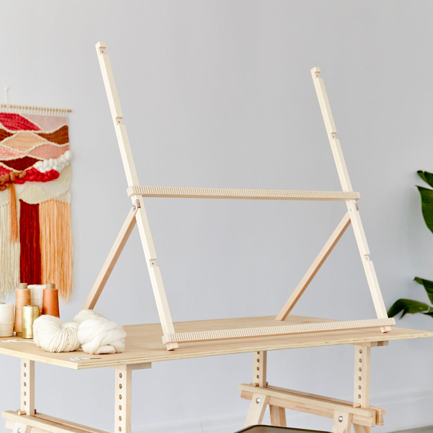 Byron: 40" Adjustable Weaving Loom
