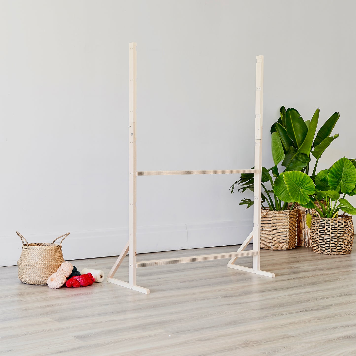 Bonza: Adjustable Weaving Loom