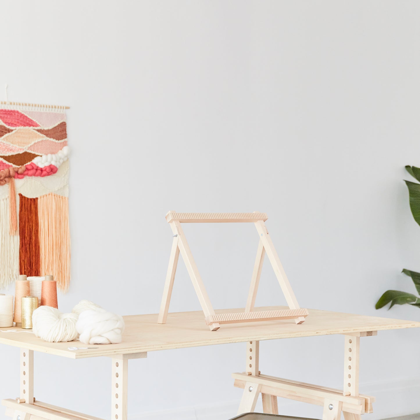 Corker / : 18” Weaving Loom