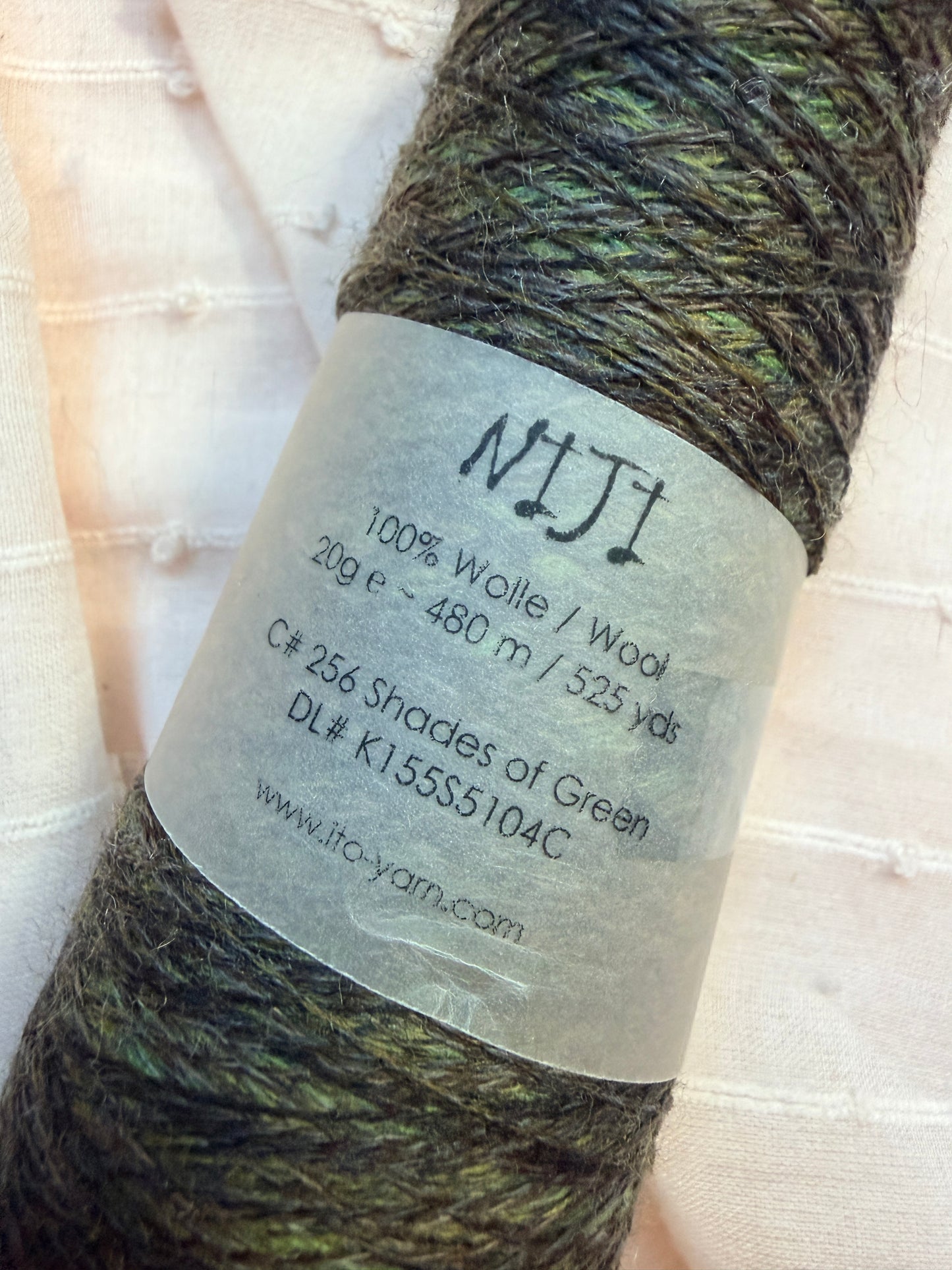 Ito Niji Wool