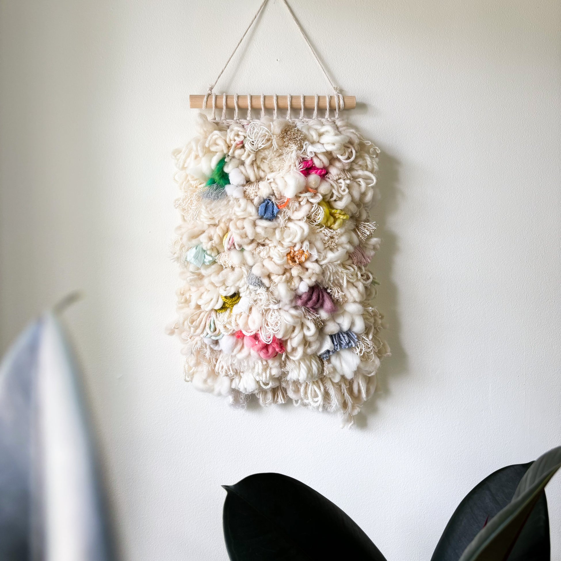 Roving Textiles Weaving Looms – rovingtextiles