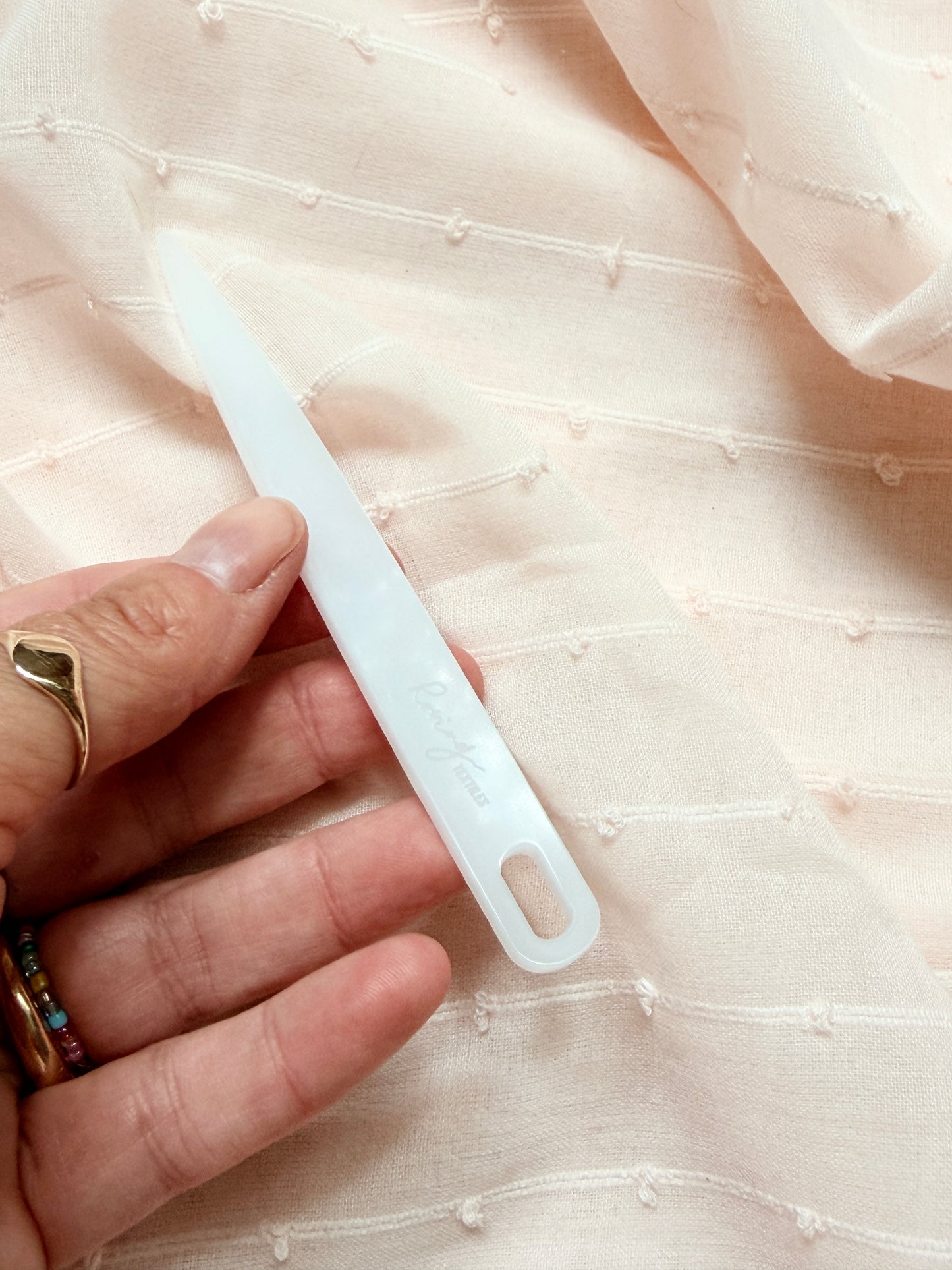 Acrylic Weaving Needle